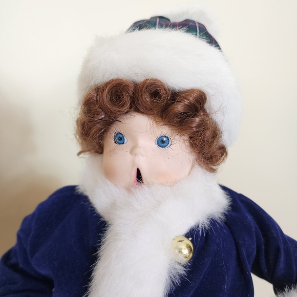 Blue Velvet Velour Plaid Boy and Girl Christmas Carolers Set Christmas Decor - Picture 3 of 14
